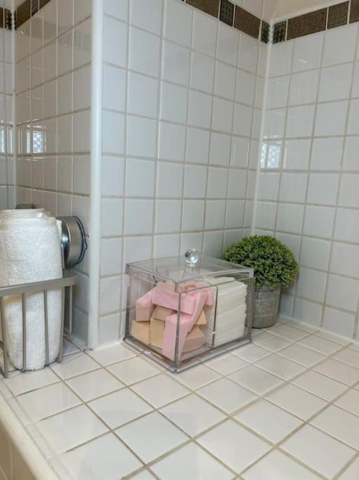 Central Birmingham City Apartment -Smart Tv - Free Parking Onsite エクステリア 写真